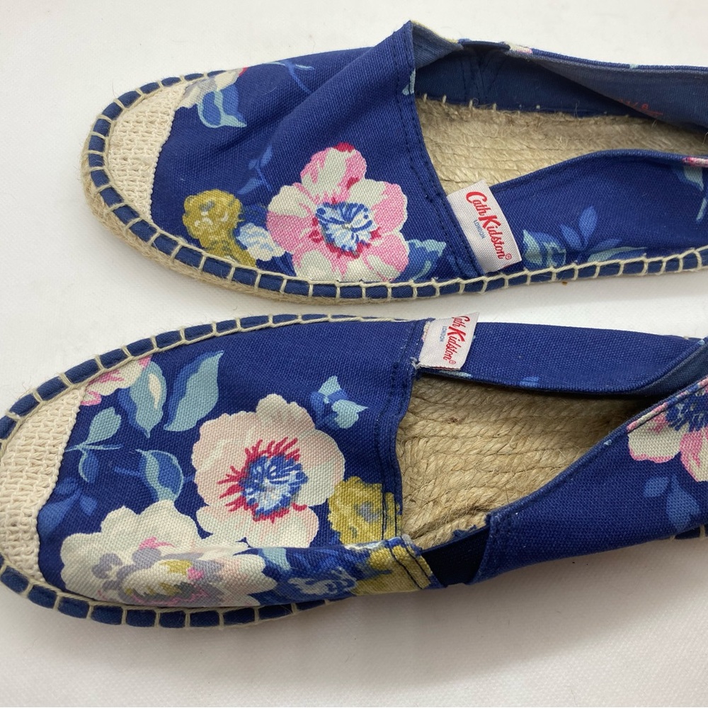 Cath Kidston floral slipons size 8 All the rage in the UK!